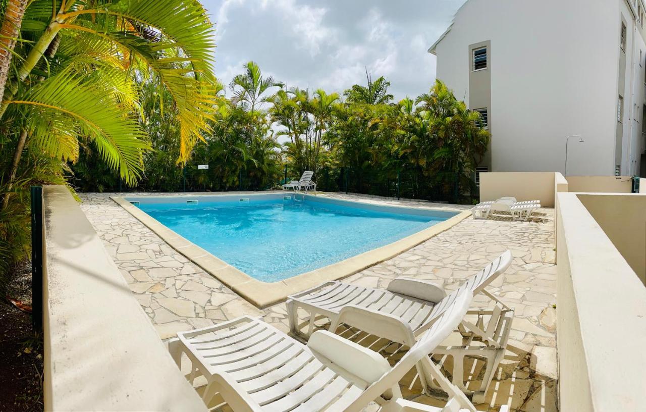 Appartement Vue Mer, Piscine, Dans Quartier Prise De Gosier Le Gosier  Exterior foto