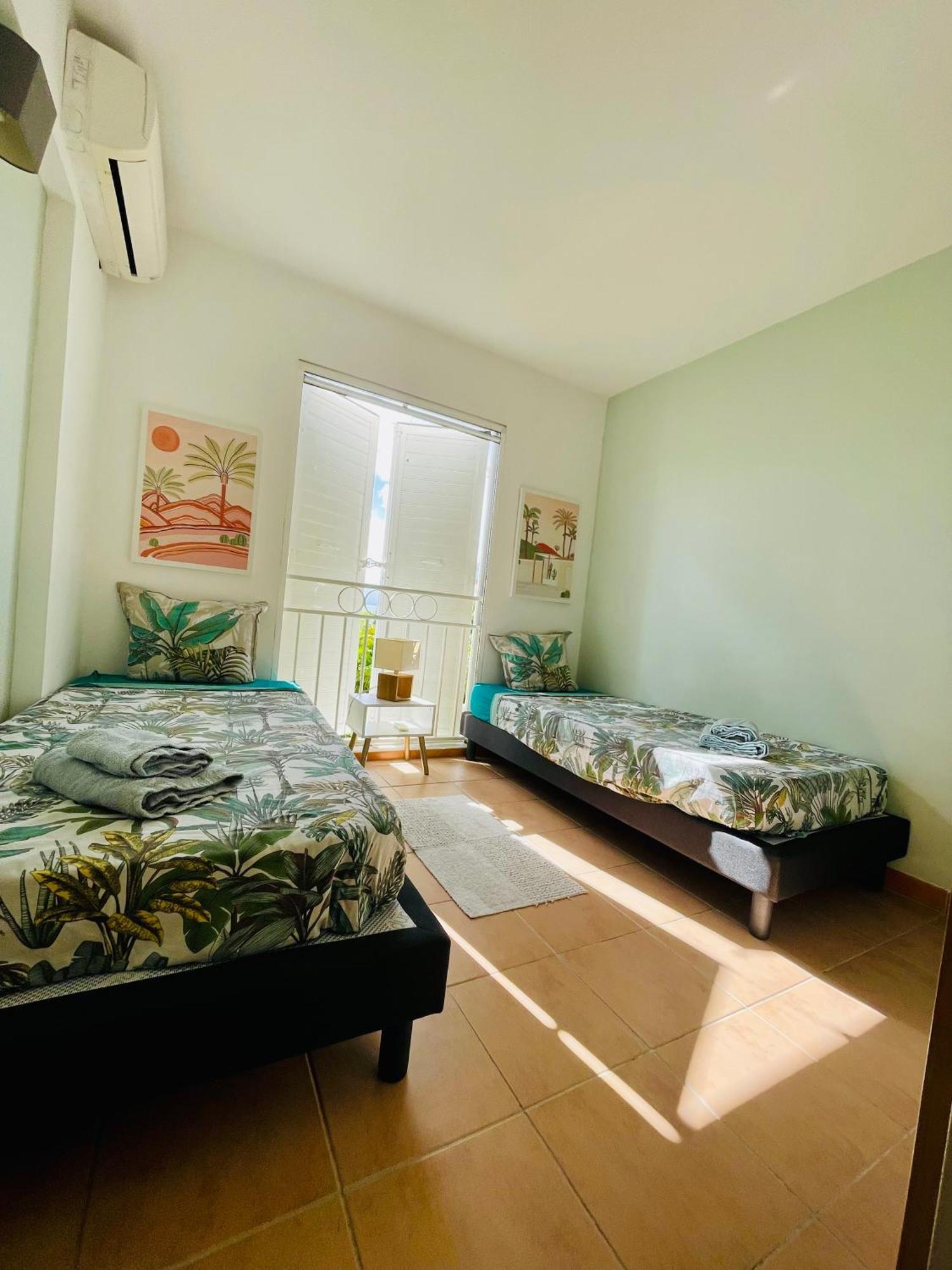 Appartement Vue Mer, Piscine, Dans Quartier Prise De Gosier Le Gosier  Exterior foto